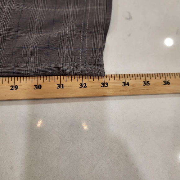 Lululemon Pants 32X33 Gray Plaid Limited Edition Wet Dry Warm Golf Commuter - Picture 10 of 12